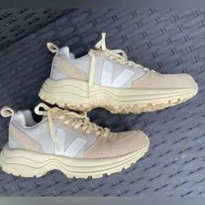 Veja Beige and White Sneakers VENTURI